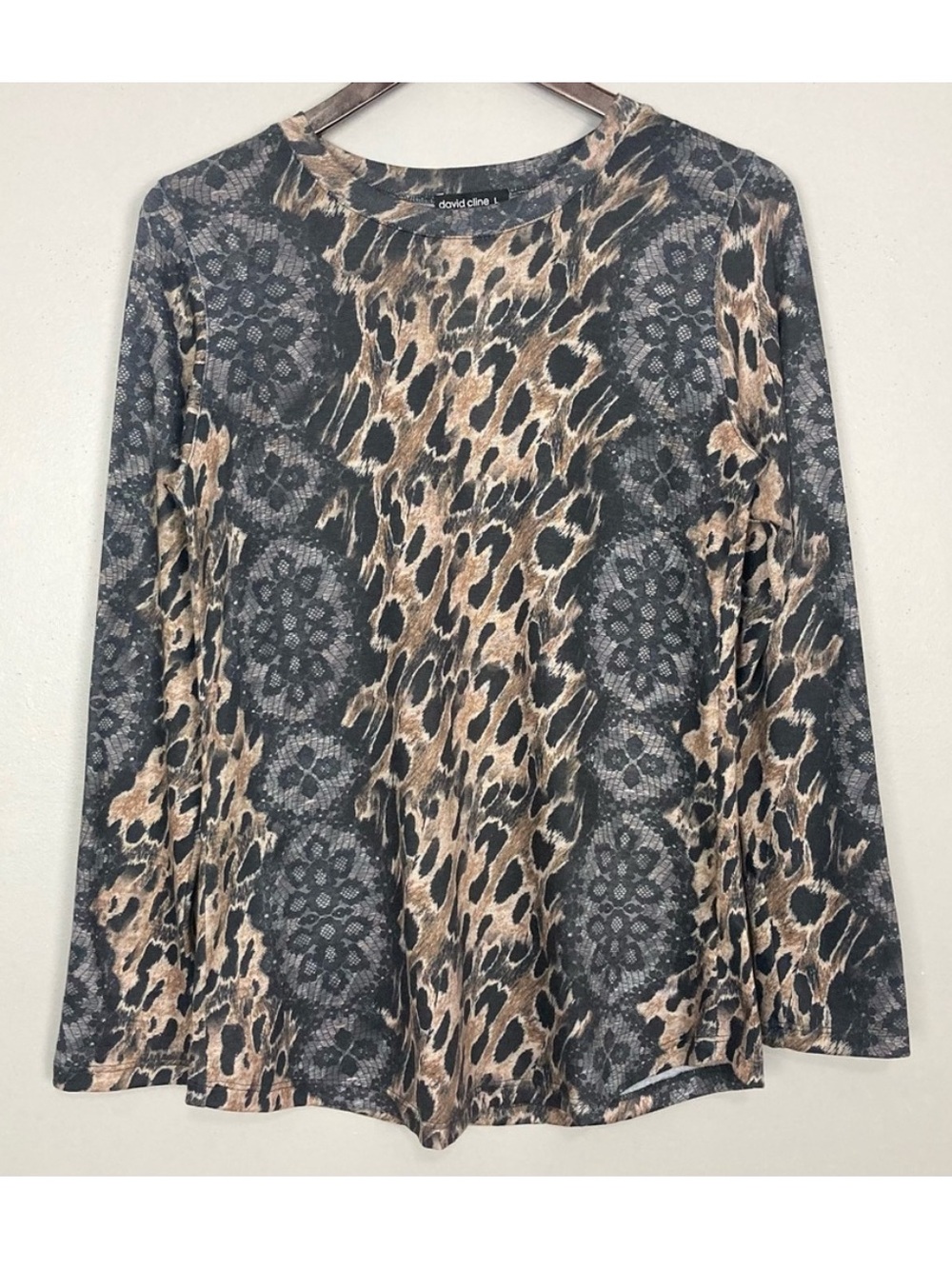 David Cline Knit Crew Neck Top Women’s Size L Coal Animal Print Long Sleeves